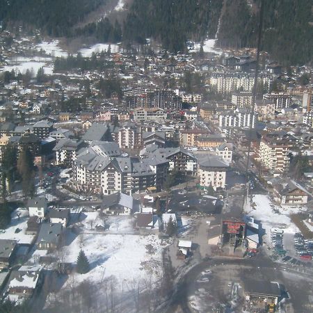 Appartement T2 Chamonix Centre Balcon Vue Mont Blanc Экстерьер фото