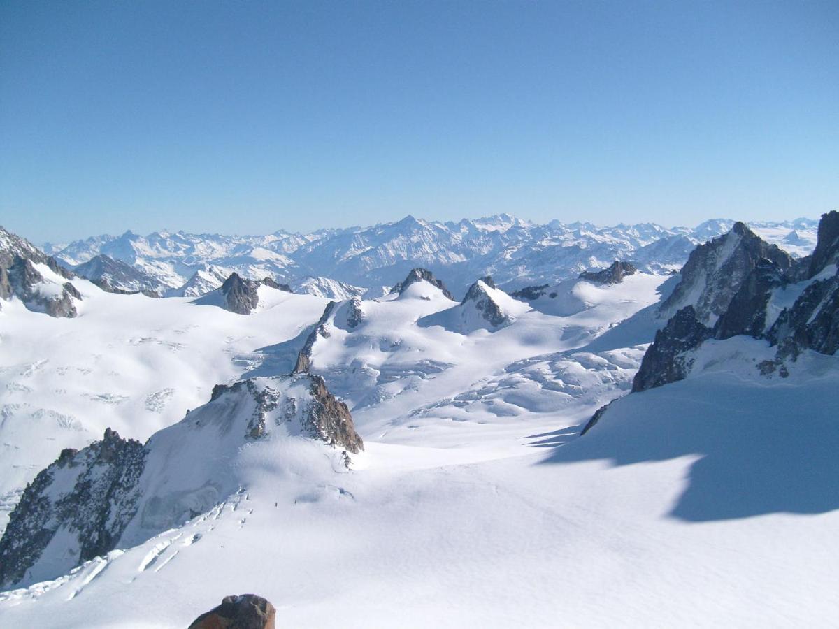 Appartement T2 Chamonix Centre Balcon Vue Mont Blanc Экстерьер фото